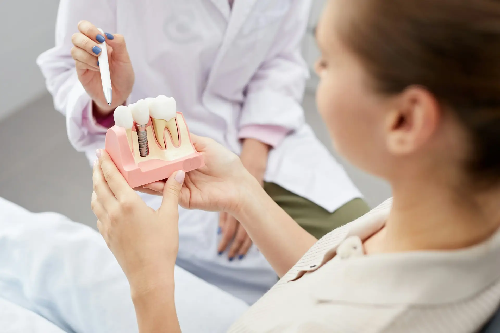 What Are Dental Implants and Why Should You Have It Done in Side, Antalya?